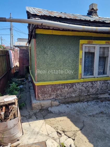 Casa de vanzare Cartier 23 August - 2