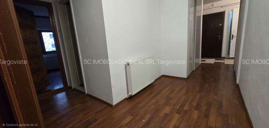 Targoviste, str. Boerescu Zaharia, parter, vanzare apartament 4 camere - 3