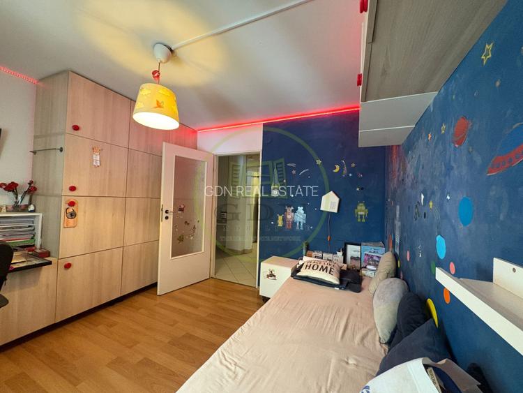 Apartament, 3 camere, decomandat, Cartier Brazda lui Novac , Zona Randez Vous - 4