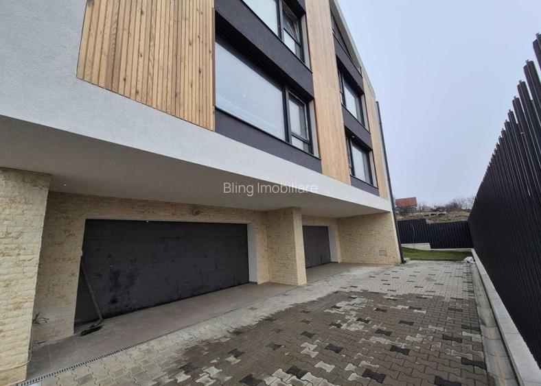Duplex spatios cu 4 camere, 240 mp, Garaj, Zona Garii - 2
