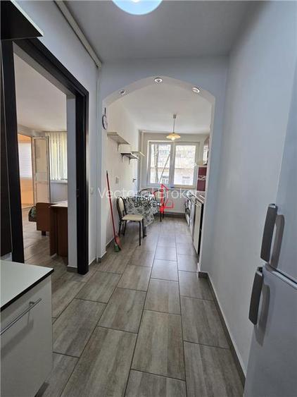 Bloc reabilitat, et.1- Tei Ion Berindei, Sectia  Politie - 5