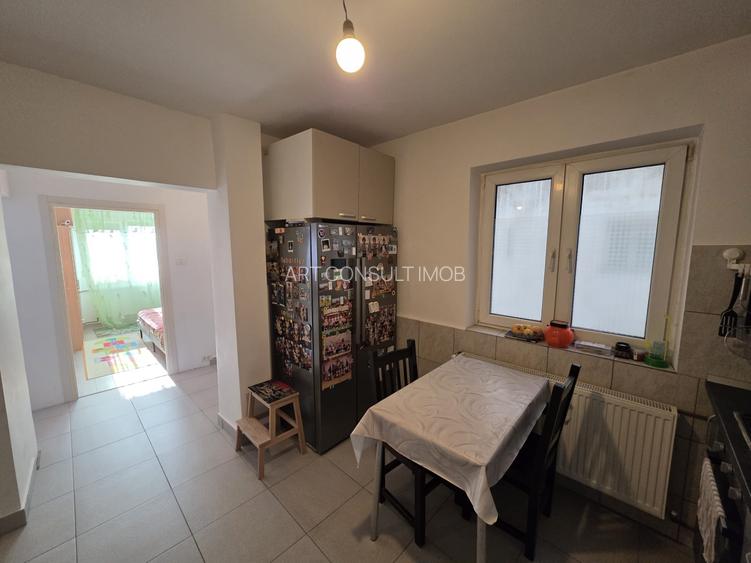 Apartament 3 Camere | Drumul Taberei | Decomandat | Balcon | Parcare | Metrou - 10