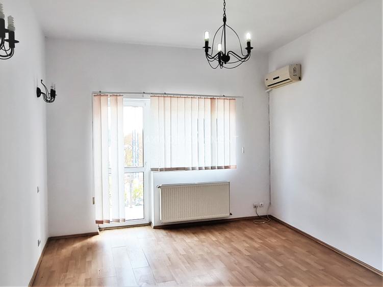 Spatiu birou - 5 camere - Universitate - 8