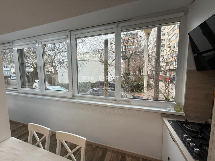 APARTAMENT 4 CAMERE, // ZONA REPUBLICII - 22