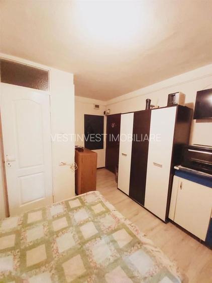 Garsoniera din uscatorie 18mp Rogerius strada Mihail Sadoveanu - 3