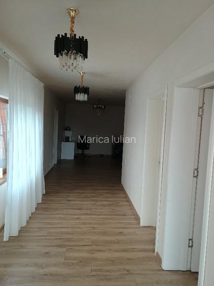 Casa cu etaj,2 terase +garaj - 7