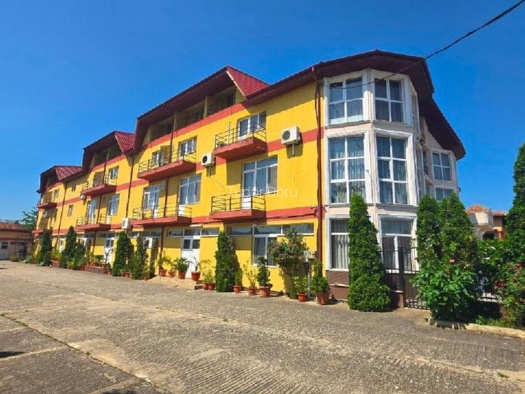 Vand sau inchiriez hotel 28 camere, 2 restaurante, sala conferinte, foisor etc. - 14