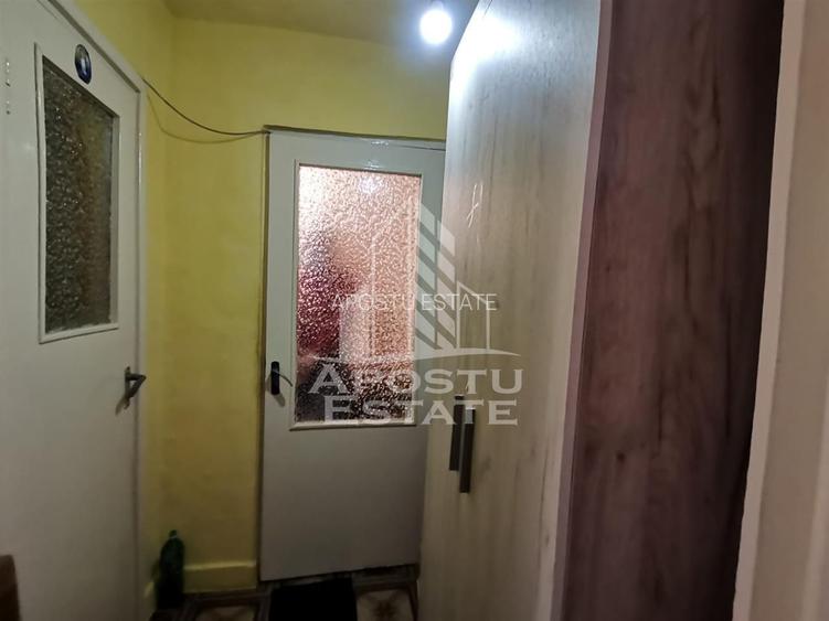 Apartament 2 camere Complexul Studentesc etaj 4 - 6
