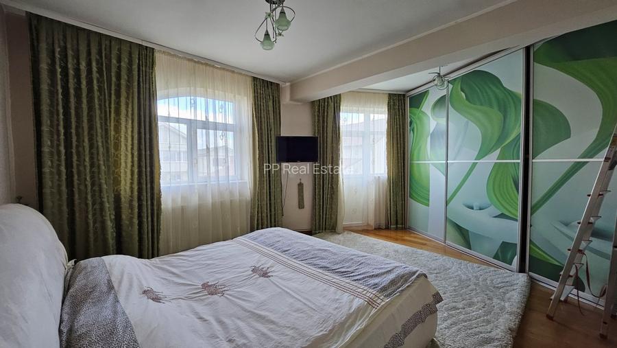 Zona Cet  - Casa BCA 2005 -D+P+Etaj ( teren 362 mp ) - 4