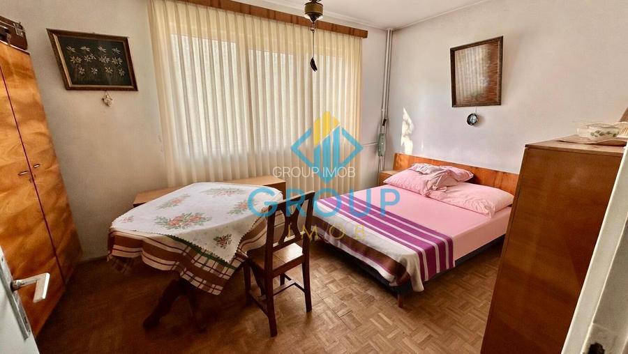 De vanzare 2 camere semi-decomandate , strada Letea , Bacau , etaj 1 din 4 - 6