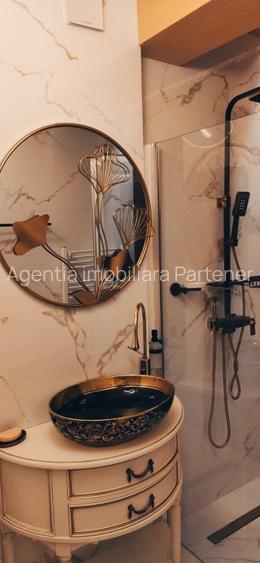 Penthouse Pitesti UltraCentral , mobilat / utilat Premium + Garaj ! - 18