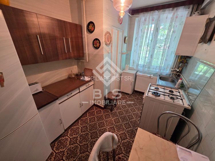 Apartament 3  camere decomandat ETAJ 1 - 5