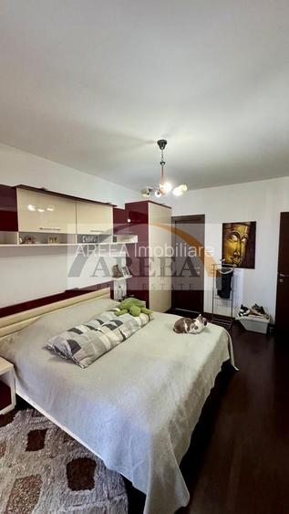 De vanzare - 3 camere decomandat etaj 4 - Splaiul Unirii - 6