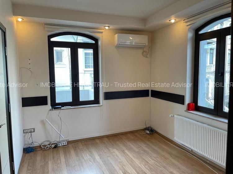 Piata Victoriei | Cladire de Birouri de vanzare - 6