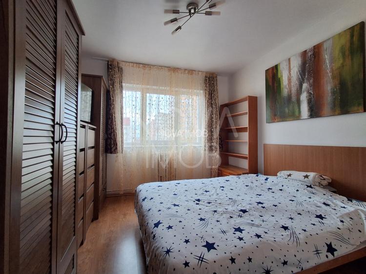 Apartament de inchiriat 3 camere etajul 4, cu lift,  Zona Vasile Aaron  - 10