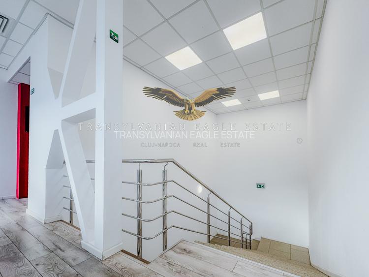 Clădire de birouri ultramodernă|7 încăperi|Central - 17