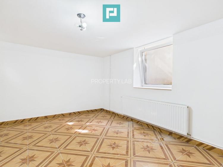 Apartament 4 camere, Bulevardul Revoluției - 15