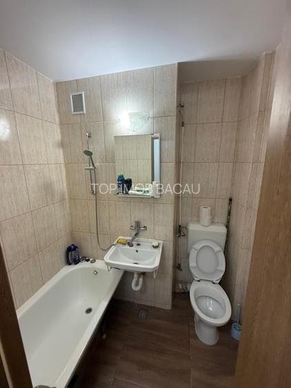 Apartament la pret de GARSONIERA - 8