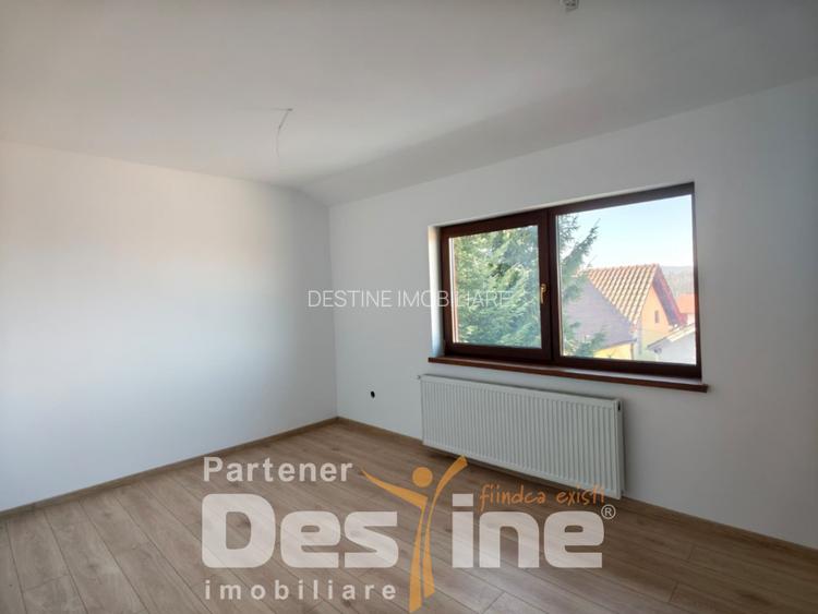 Vila spatioasa de vanzare in Sacele – zona Bunloc, priveliste superba - 6