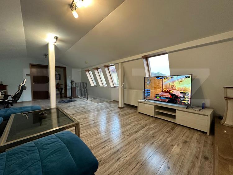 Casă de lux renovată cu priveliște spectaculoasă, în inima Brașovului - 15