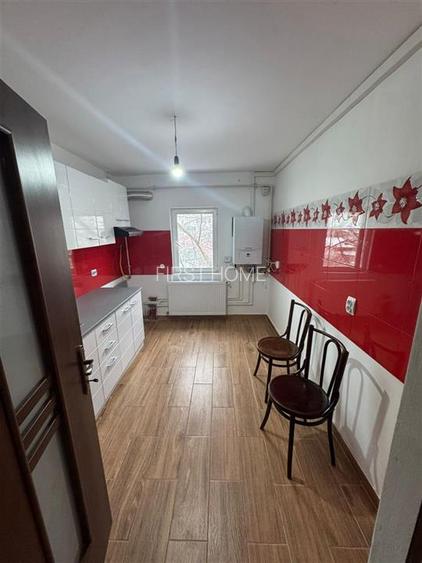 Ap 2 cam, 60 mp utili, et 2/3, hol patrat logie si balcon,renovat ! - 4