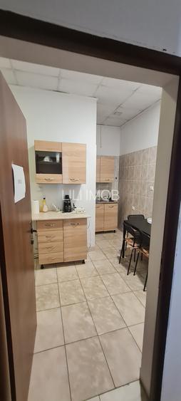 Inchiriez grup de hale cu platforma betonata - 3