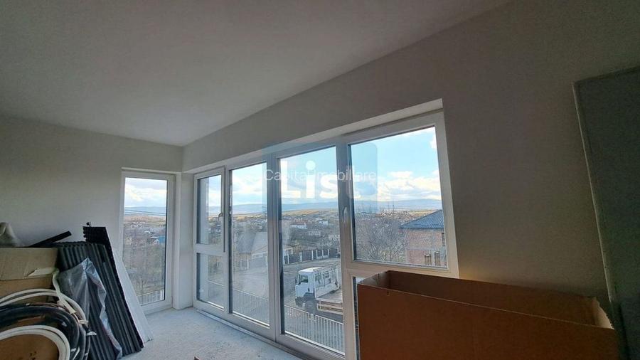 Casa remarcabila, 297 mpu, terasa pe acoperis, garaj, panorama - 13