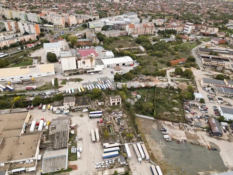 Oportunitate! Teren 6820mp cu clădiri industriale pe strada Poetului, Arad - 5