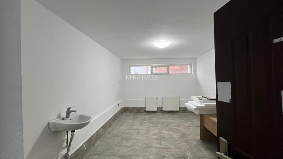 Cladire Comerciala De Inchiriat – D+P+2E -Chiajna (Roșu) | Bd. Uverturii - 14