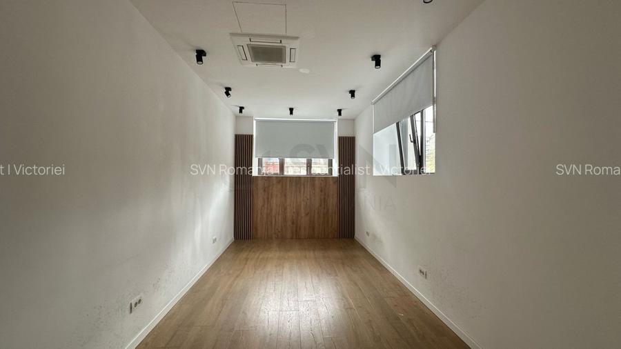 REV2004701 Vila l Piata Victoriei l 3 locuri de parcare l 3 boxe - 9