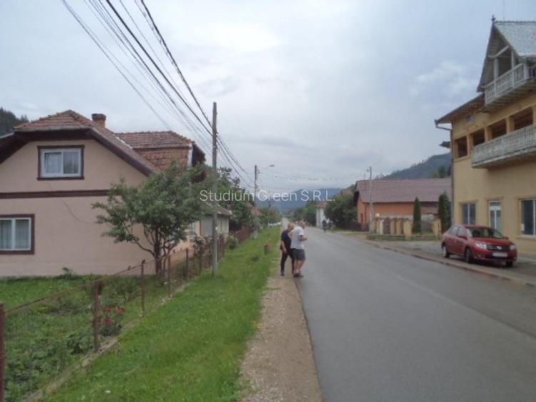 Propietar vand casa cu teren in Fundu Moldovei- Jud Suceava- comision 0 - 7