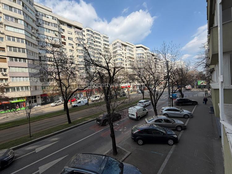 Piața Victoriei | 2 camere | Etaj 1 | Bloc 1980 | Balcon închis - 15