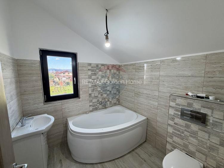 Casă / Vilă Golesti - 17