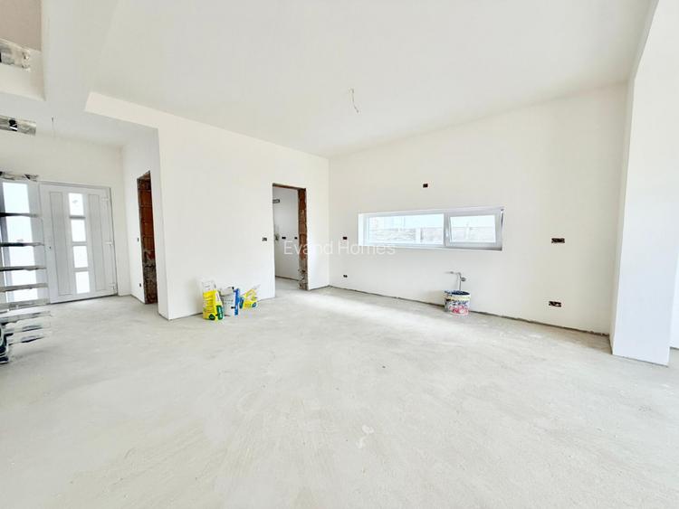 Duplex Mosnita 4 camere -3 bai- 110 mp-toate utilitatile + Asfalt - 10