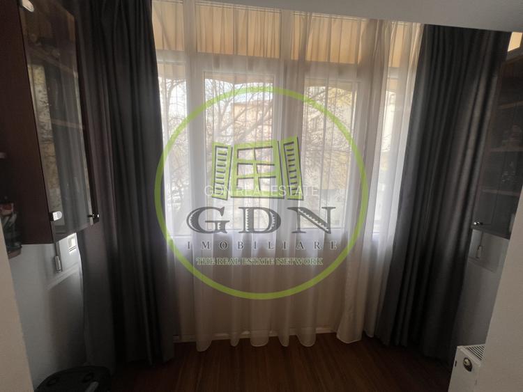 Apartament 4 camere, decomandat, 90mp, cartier 1 Mai, zona Sara - 2