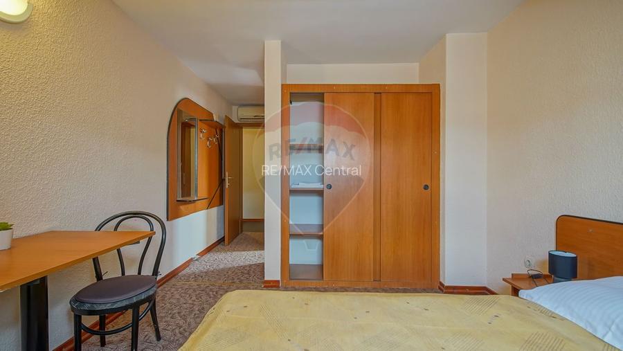 Comision 0 %! Pensiune cu 12 camere de vânzare, str. De Mijloc! - 26