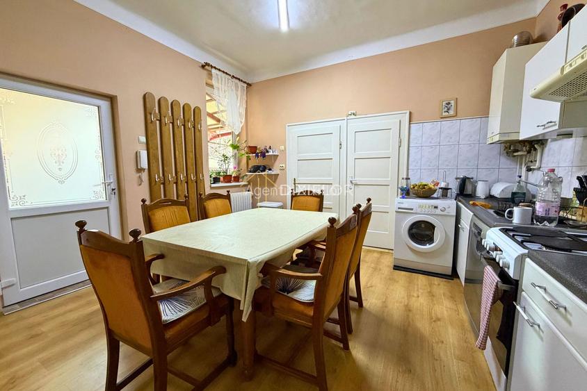 Casă cu grădină în inima orașului | str. Bobâlna | 245.000 € - 6
