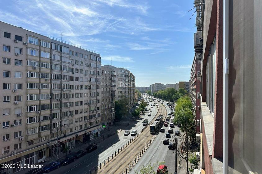 Obor langa metrou, 3 camere 77.35 mp total, anvelopat, creditabil - 2