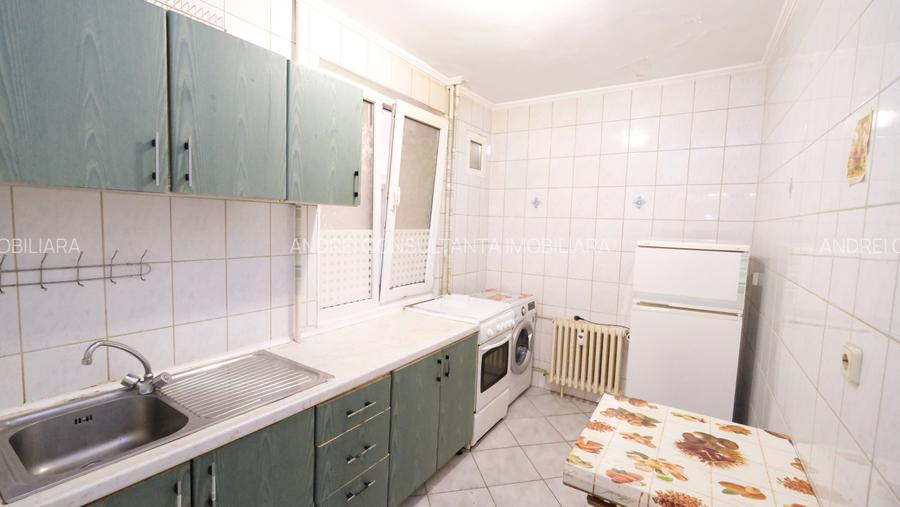 Chirie apartament cu 2 camere Sala Palatului vedere spate fara risc seismic - 2