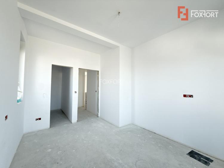 Duplex 4 camere situat la drum asfaltat, in Sacalaz - 17