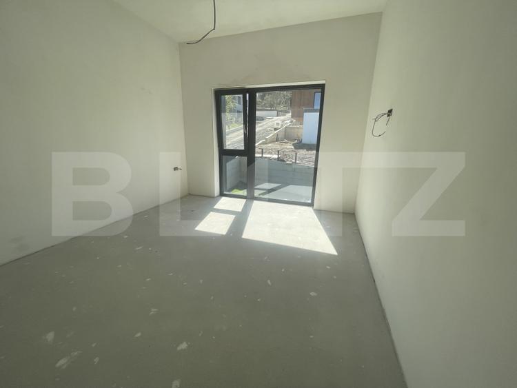 Casa individuala de vanzare, 4 camere, 150 mp - zona Meses