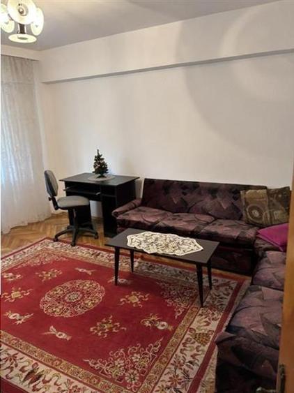 Ap 3 camere, Centru