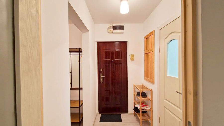 Apartament 2 camere, prima închiriere, renovat, mobilat și utilat
