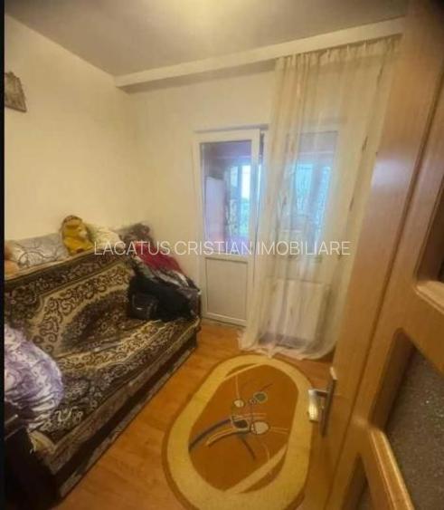 APARTAMENT 3 CAMERE DECOMANDAT ZONA INEL 1 - 6