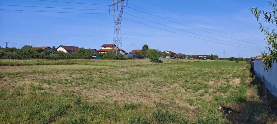 5000 mp teren parcelabil la strada asfaltata, APROAPE DE KAUFLAND.