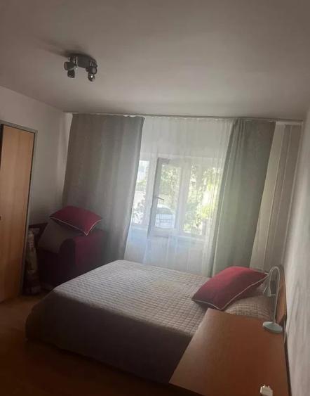 Apartament cu o camera, 40 mp utili, parter - Piata Doina