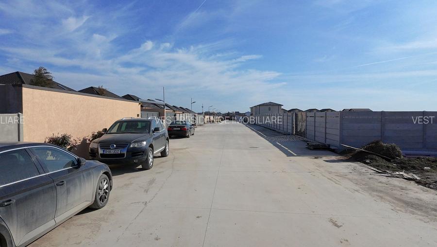 Complex de case individuale cu 4 camere, pe parter. Comision 0 - 12