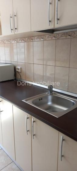 APARTAMENT 2 CAMERE PIATA ROMANA LINGA METROU - 46