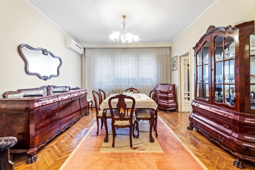 Vilă tip bloc 12 camere, 2 garaje 2 boxe  zona Tomis 1  Flămânda - 5