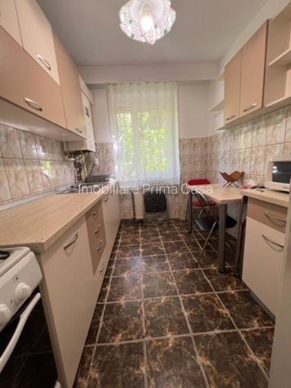 CARAGIALE 2camere semidecomandate, parter, zona verde , parculet copii! - 7